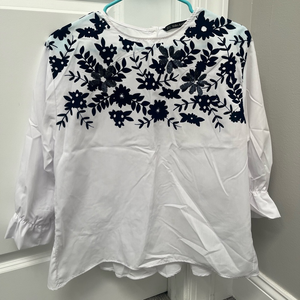 Zara Basic Velvet Embroidered Blouse